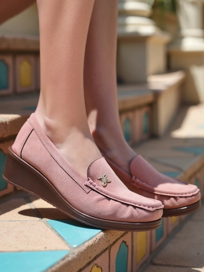 Royalfashion Mocasi pentru femei pe o talpă joasă Lomman