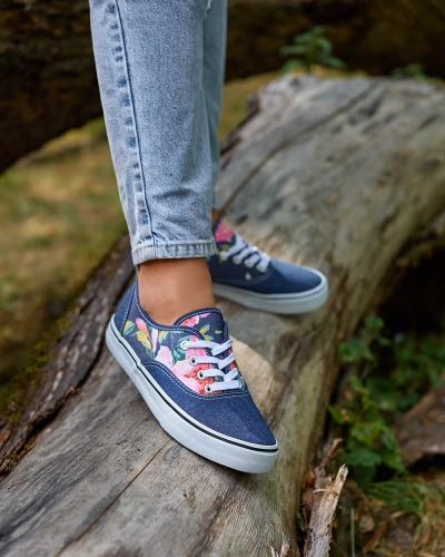 Royalfashion Blue Women's Blossom Beat Floral Sneakers
