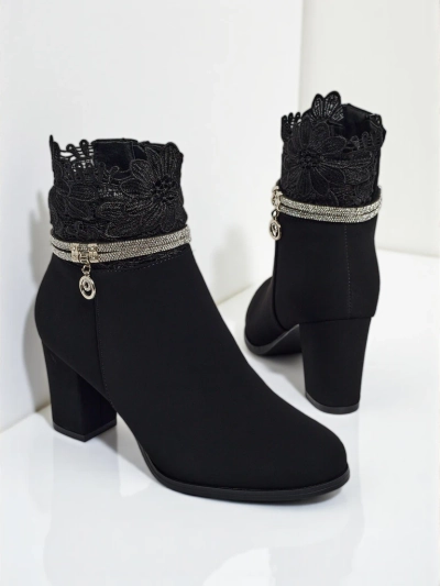 Botine Flora Negre Elegante pentru Orice Ocazie