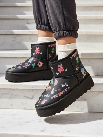 Royalfashion Ghete scurte de iarnă pentru femei în stil bocanci cu autocolante Hanaga
