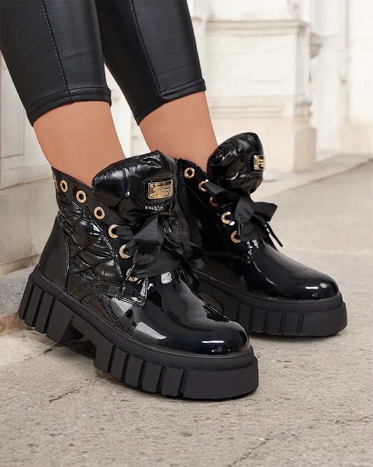 Royalfashion Cizme de damă negre Alefro matlasate și lăcuite