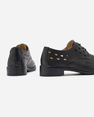 Pantofi de damă cu șiret din piele ecologică traforată, de culoare neagră Selofso- Footwear