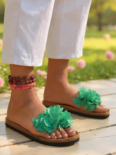 Royalfashion Klapki damskie z kwiatuszkami Flora Soft