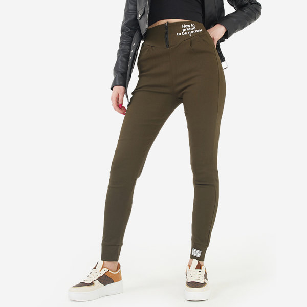 Treggings de damă din țesătură verde cu inscripții decorative - Îmbrăcăminte