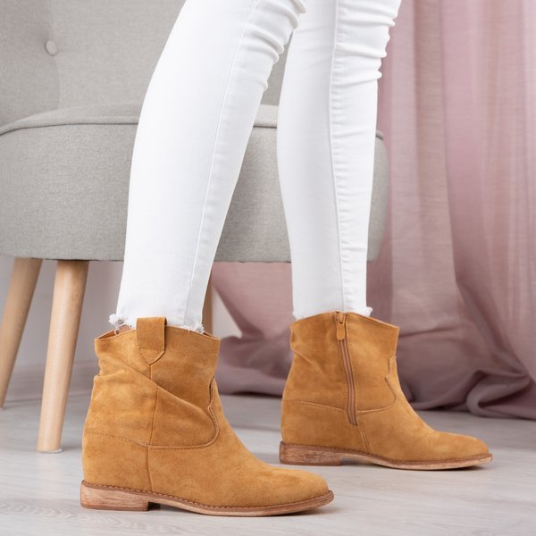 OUTLET Cizme de cowboy pe platforme de culoare camel Brunoki - Încălțăminte