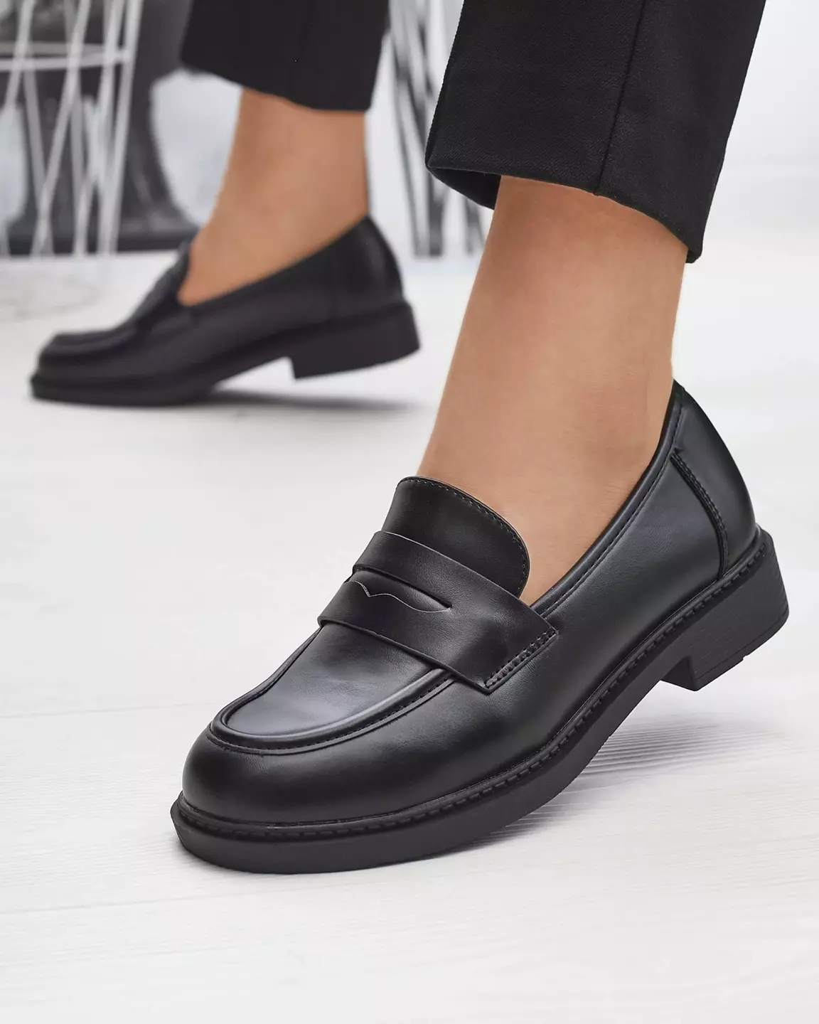 Mocasini de damă în negru Selenna- Footwear