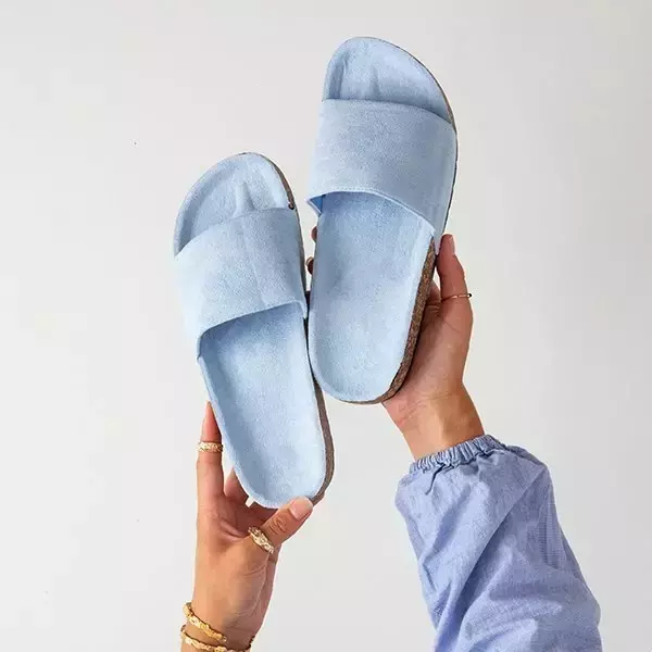 OUTLET Papuci pentru femei de culoare albastru deschis de la Ratia - Încălțăminte