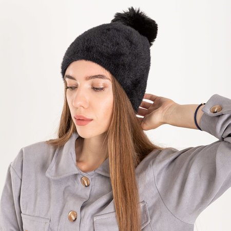 Pălărie de blană neagră cu pompon - Capace