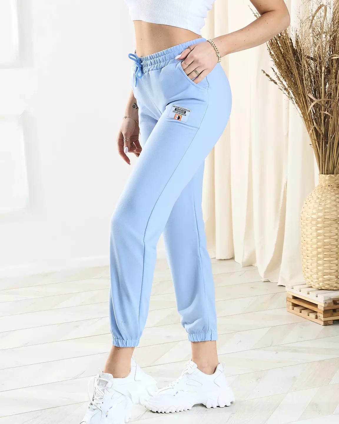 Pantaloni de trening albaștri pentru femei - Îmbrăcăminte