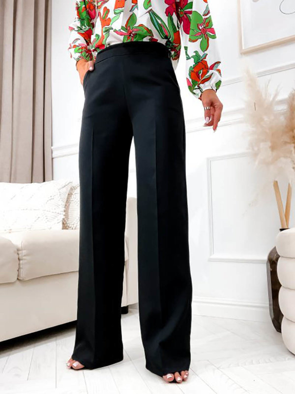 Pantaloni negri cu picior larg pentru femei - Îmbrăcăminte