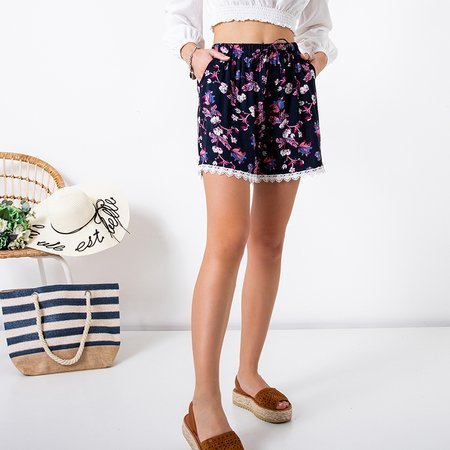 Pantaloni scurți de femei bleumarin florale PLUS SIZE - Îmbrăcăminte