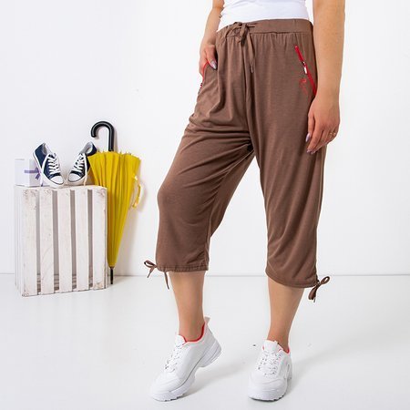 Pantaloni scurți de femei maro cu buzunare PLUS SIZE - Îmbrăcăminte