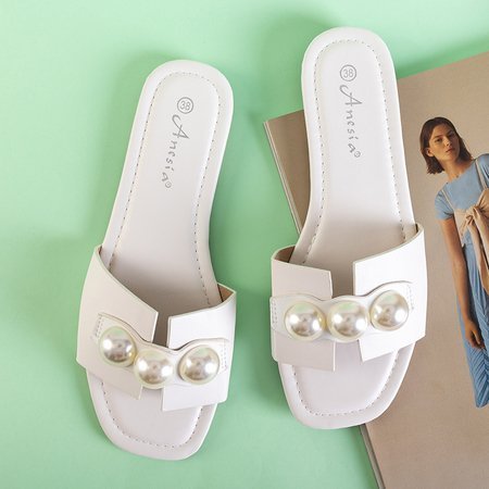 Papuci albi pentru femei cu perle Teonilla - Încălțăminte