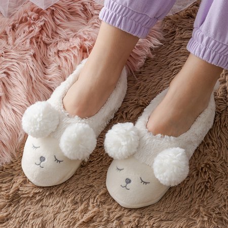 Papuci albi pentru femei cu urechi Sweet Bear - Încălțăminte