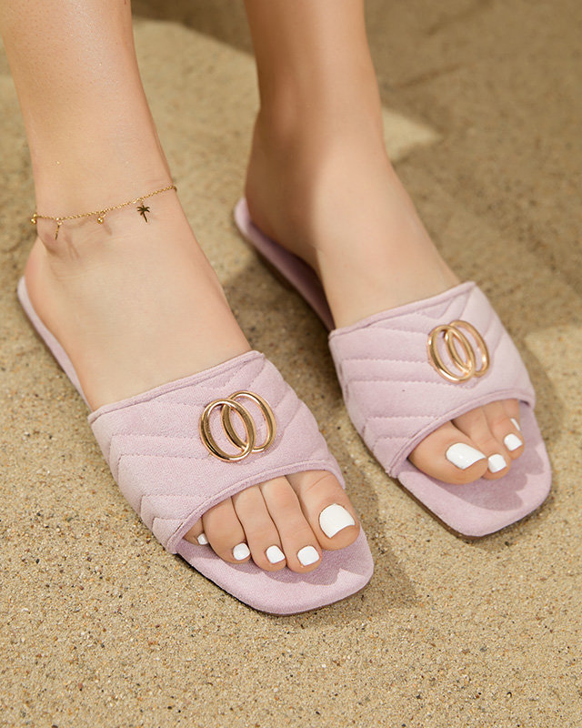 Papuci de damă din piele ecologică violet cu ornament auriu Fanico - Încălțăminte