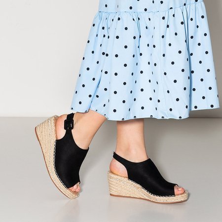 Sandale negre pentru femei pe o pană Loral - Pantofi