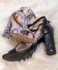 Beżowe sandały w wężowy wzór Mamba - Obuwie