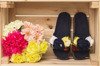 Granatowe klapki z kwiatkami Leslie- Obuwie