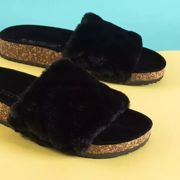 OUTLET Papuci negri cu blană pentru femei Kaspiania - Încălțăminte