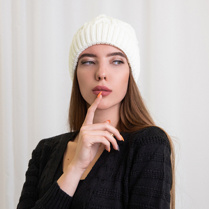 Pălărie de iarnă albă de iarnă pentru femei - Accesorii