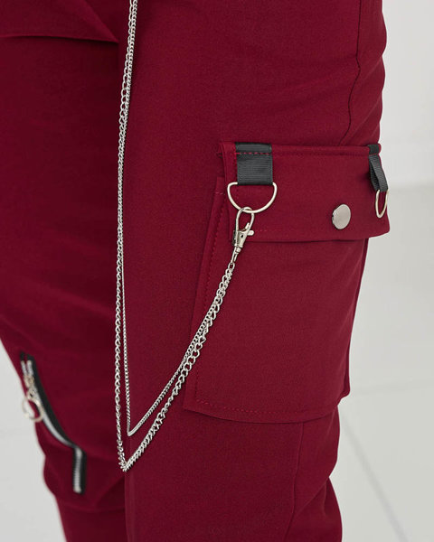Pantaloni cargo de damă cu lanț de culoare visiniu - Îmbrăcăminte
