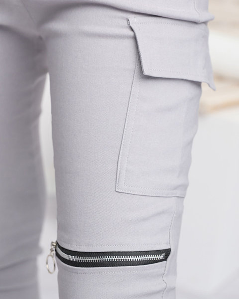 Pantaloni cargo de damă gri deschis cu lanț - Îmbrăcăminte