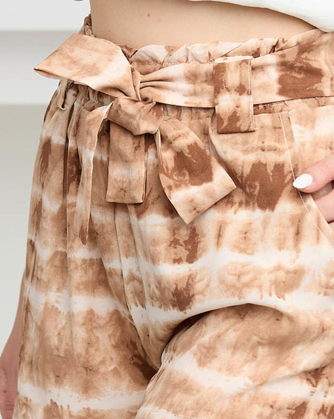 Pantaloni scurți de damă maro din țesătură cu imprimeu - Îmbrăcăminte
