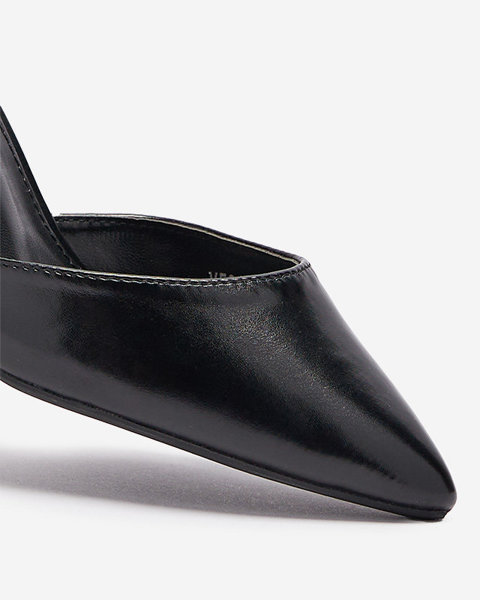 Pantofi negri de damă pe post de pantofi Reivin- Footwear