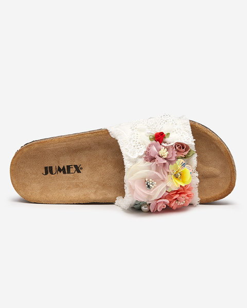 Papuci dama cu flori din stofa in alb Ososi- Incaltaminte