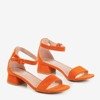 Pomarańczowe damskie sandały na niskim obcasie Torita - Obuwie